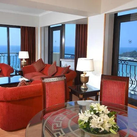 Sheraton Montazah Hotel Alexandrie Exteriér fotografie A suite at the Hilton Athens